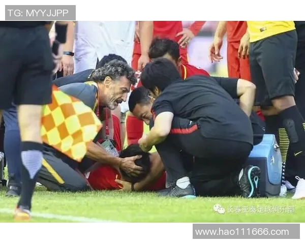 恒大与东方球迷冲突事件引发广泛关注与讨论，背后原因值得深思