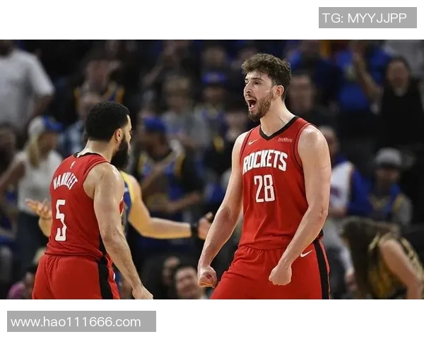 火箭与勇士激战5月23日NBA季后赛精彩对决引发球迷热议