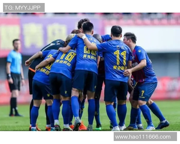 直播盛况申鑫与亚泰激战正酣球迷齐聚见证精彩瞬间