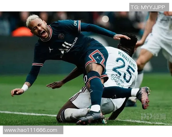 内马尔再度受伤影响巴黎欧冠前景球队需寻求应对之策 内马尔再度受伤影响巴黎欧冠前景球队需寻求应对之策