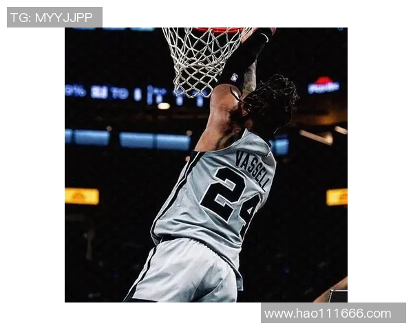 黑色篮球明星的辉煌历程与对运动的深远影响解析